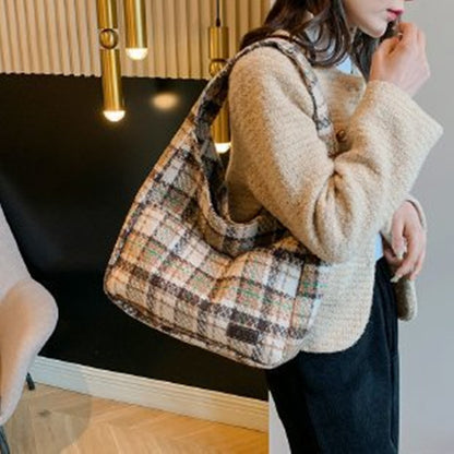 Plaid Retro College Shoulder Bag